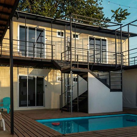 Emi'S Place Container Living Увита Экстерьер фото